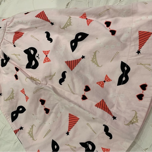 New without tags Kate Spade “skirt the rules” skirt
Waist: 24”, 14Y - Picture 2 of 8